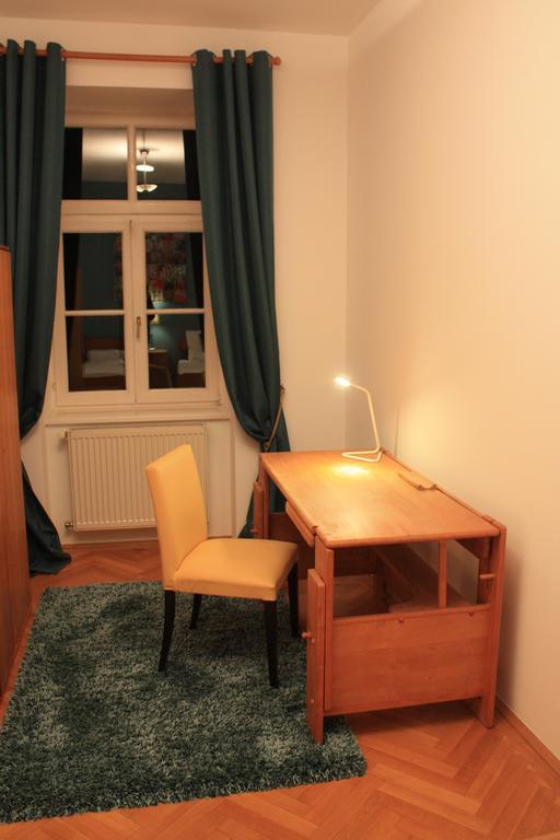 Apartment Schönbrunn Wien Exteriör bild